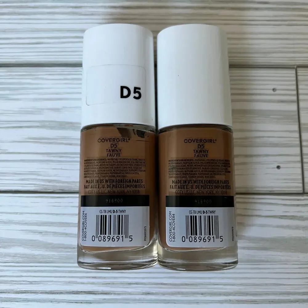NEW CoverGirl Trublend Tawny Hydrating Smoothing Liquid Foundation 30 mL D5